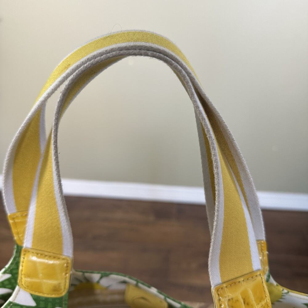 Brighton Vegan Shoulder Stachel duffle 70s Flowers Hippie Dopamine magnet closur - Picture 3 of 16
